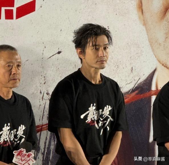 ��������Ǹ�������������Ϻ���Ҷ���žۣ�����״���ܺ�